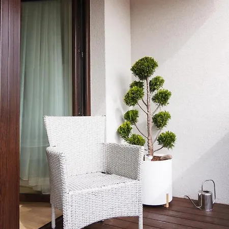 Perlo Apartamentai * 팔랑가