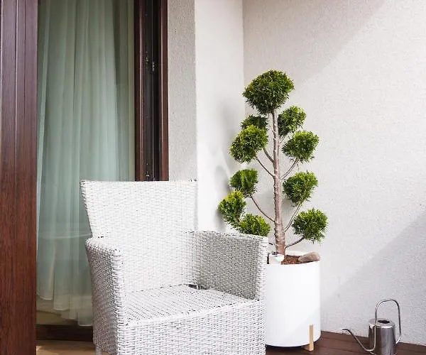 Perlo Apartamentai * Паланга